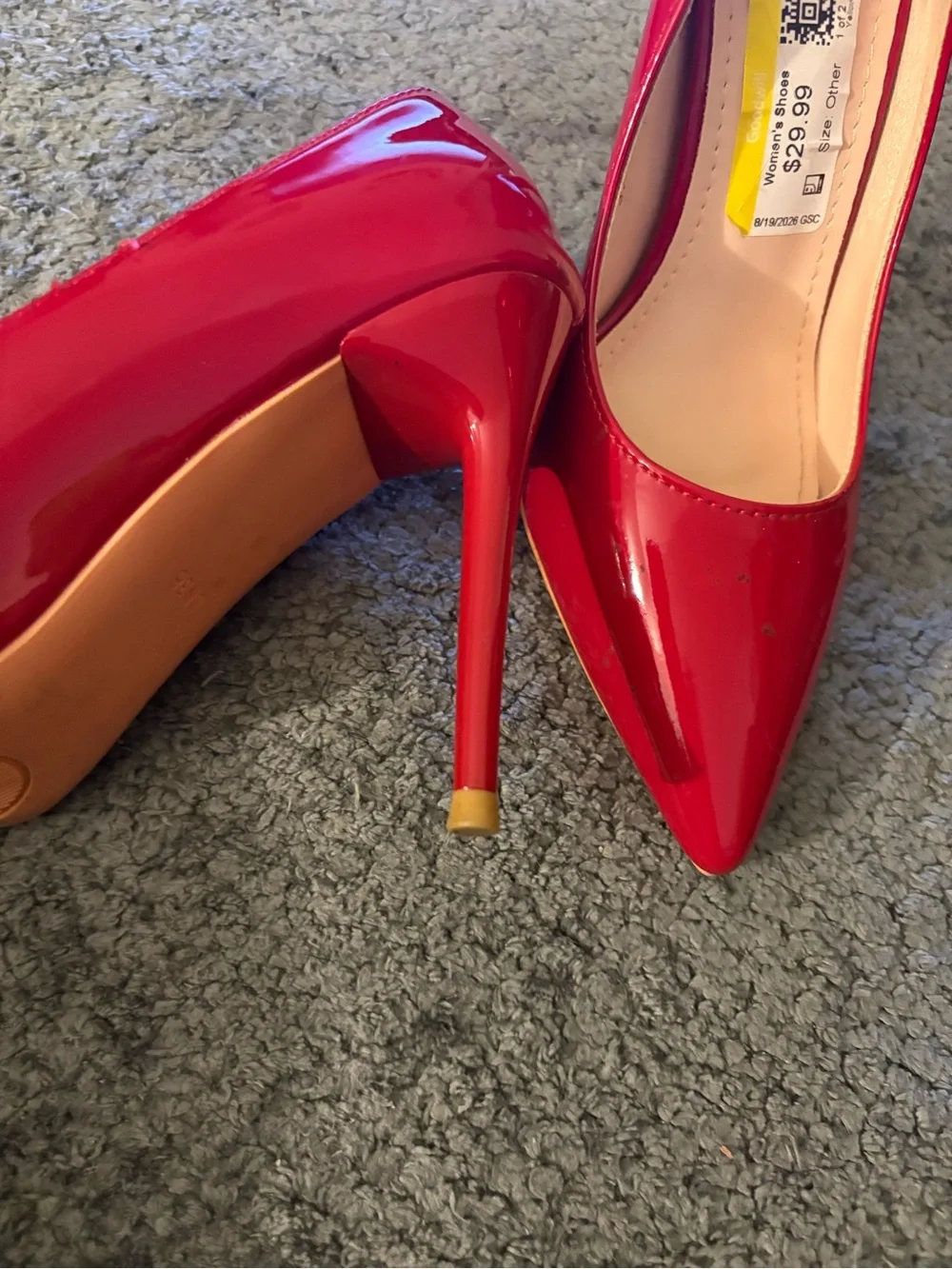 Red Patent Pointed-Toe Pumps - Women's Classic Heel